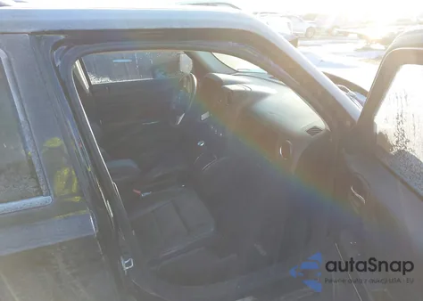 2014 Jeep Patriot Limited z USA, uszkodzony, nr VIN 1C4NJRCB0ED634591